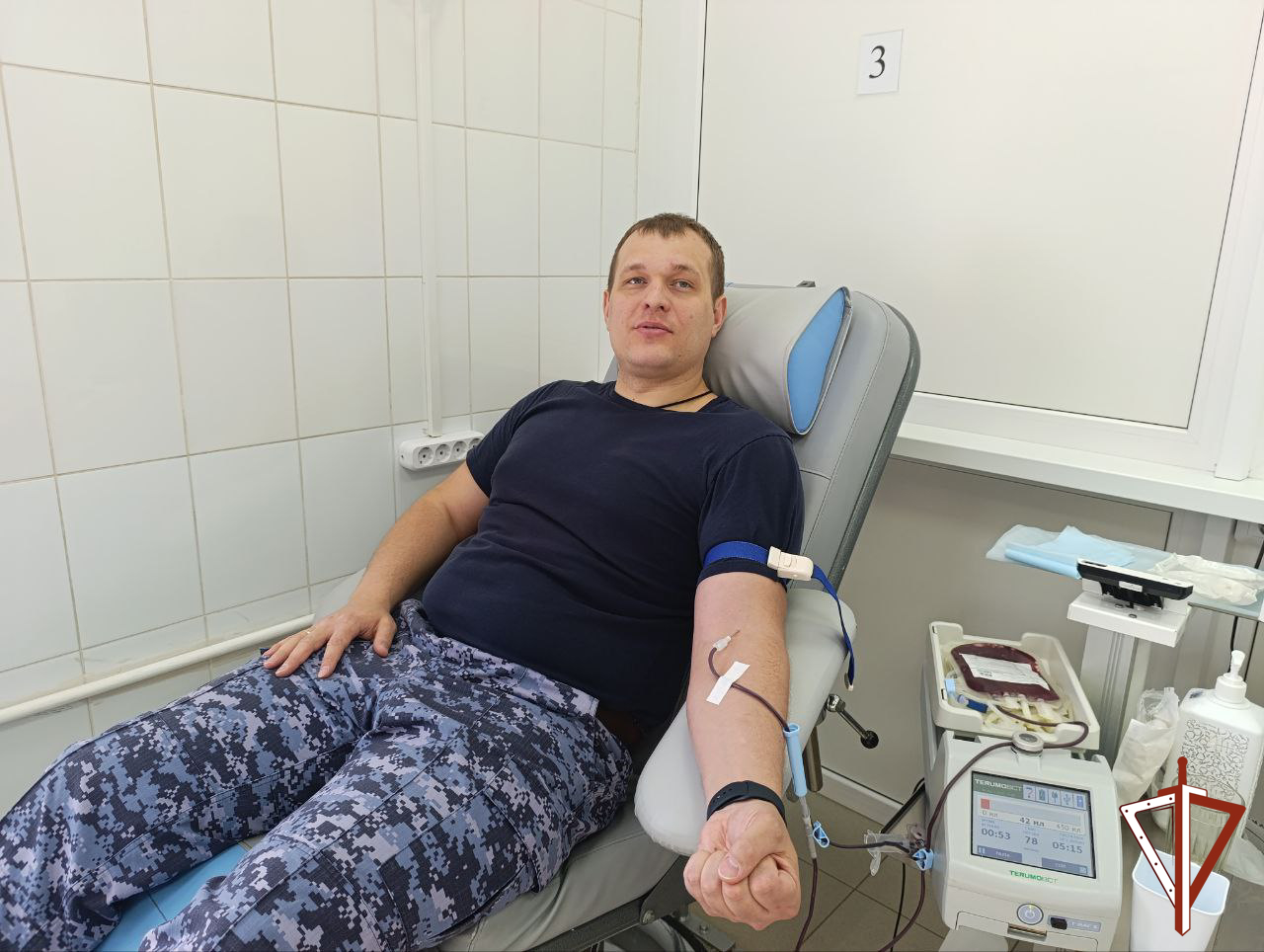 В Югре росгвардейцы провели ведомственную акцию «От сердца к сердцу»