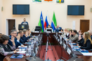 Депутаты Думы Ханты-Мансийского района единогласно проголосовали за признание деятельности главы и Администрации Ханты-Мансийского района в 2025 году удовлетворительной