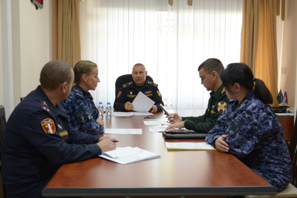 Начальник Управления Росгвардии по ХМАО – Югре провел личный прием граждан в приемной Президента Российской Федерации