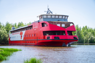 Для Югры создали новую плавполиклинику