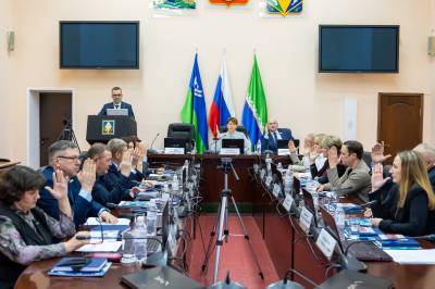 Депутаты Думы Ханты-Мансийского района единогласно проголосовали за признание деятельности главы и Администрации Ханты-Мансийского района в 2025 году удовлетворительной