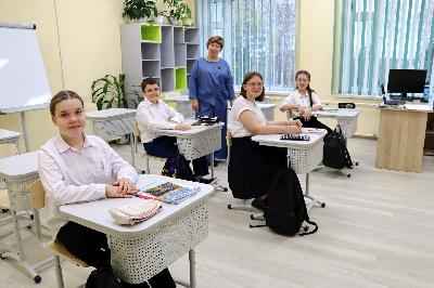 В Красноленинском завершен капитальный ремонт школы поселка