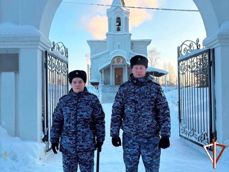 В Югре Росгвардия обеспечила безопасность во время празднования Крещения Господня