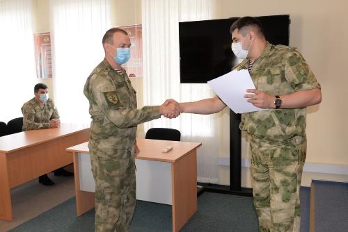 Военнослужащие и сотрудники дежурной службы югорской Росгвардии отмечают свой профессиональный праздник