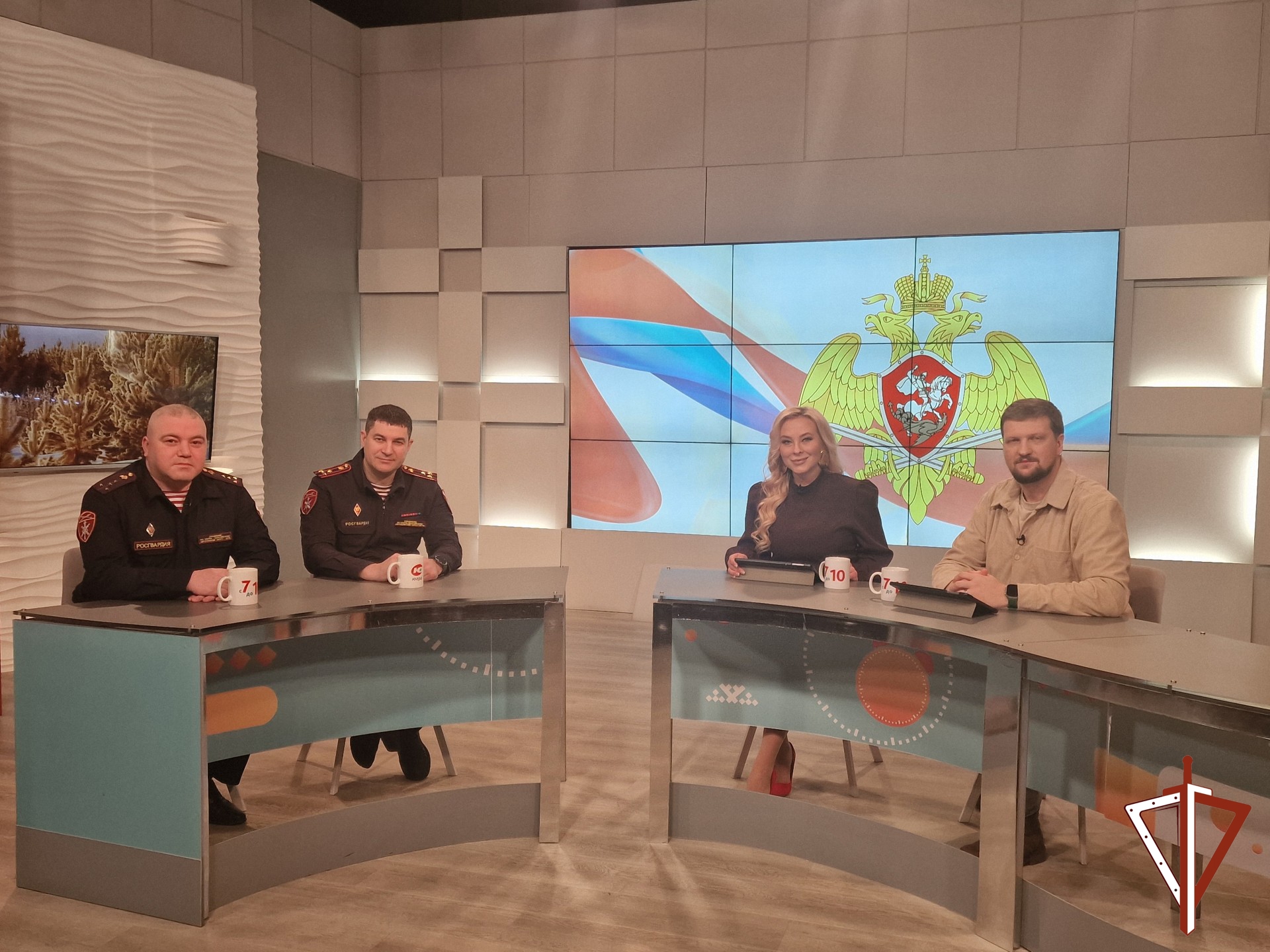 В эфире телерадиокомпании «Югра» обсудили вопросы комплектования подразделений Росгвардии