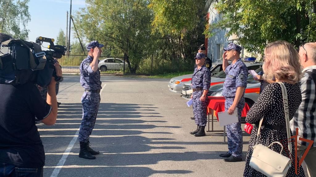 Свежий выпуск ведомственной авторской программы о Росгвардии «Дело чести» вышел в Югре