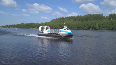 Уважаемые работники речного флота! Примите поздравления  в честь вашего профессионального праздника  – Дня работников морского и речного флота!