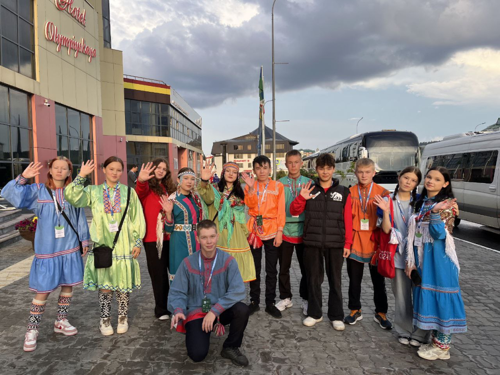 9 3c5ac279-be84-41bc-b8c2-2d6cfe452e4b.jpg