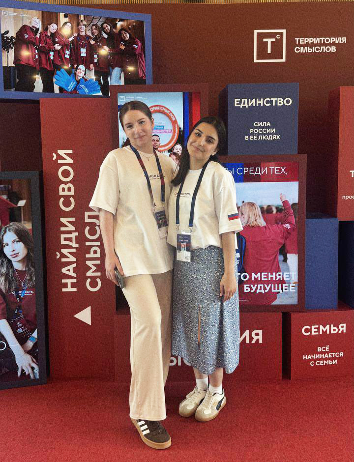 1 photo_5438287904184079936_y.jpg