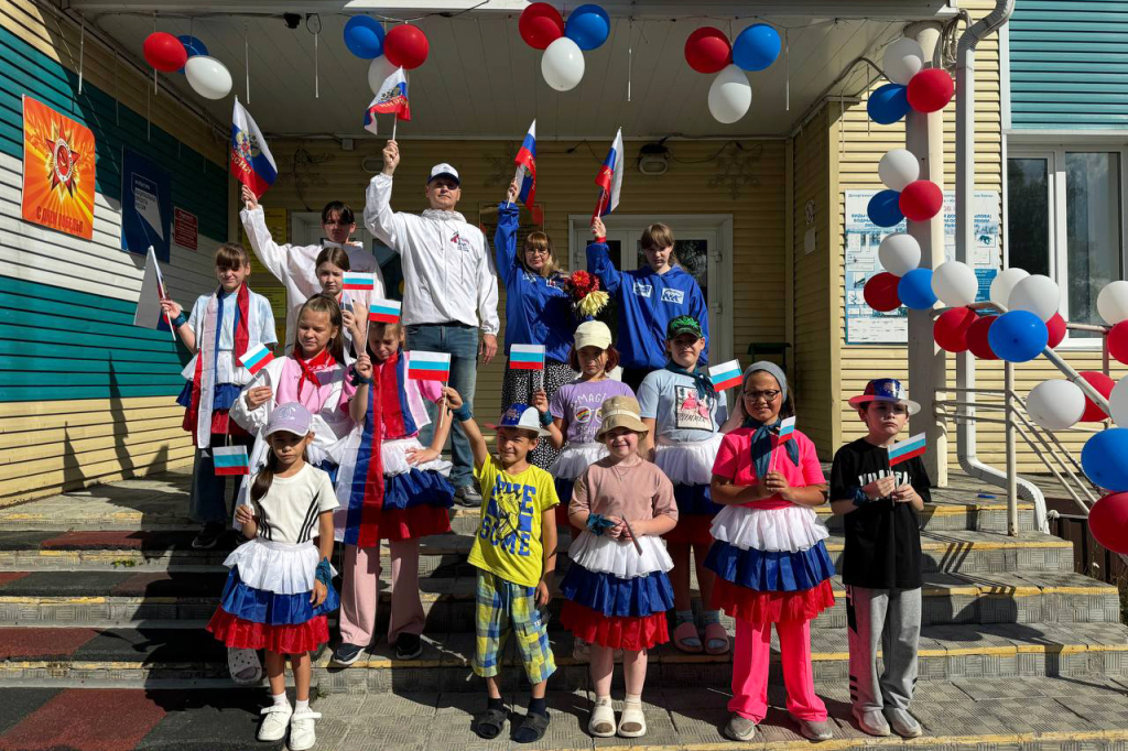 9 photo_5278743969515305469_y.jpg