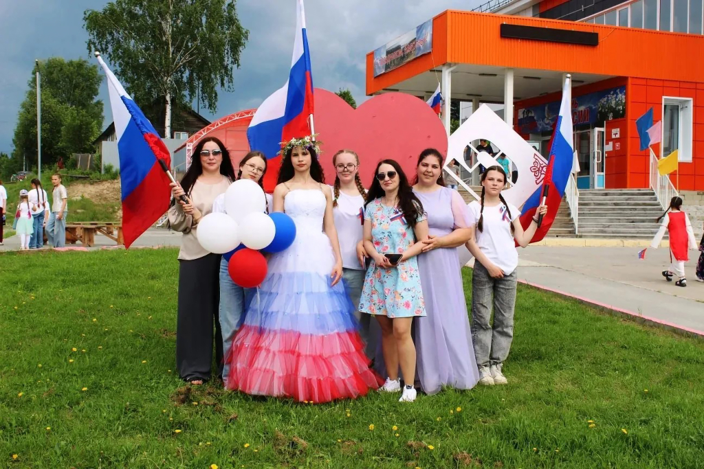 002-Кедровый ДК 0001.jpg